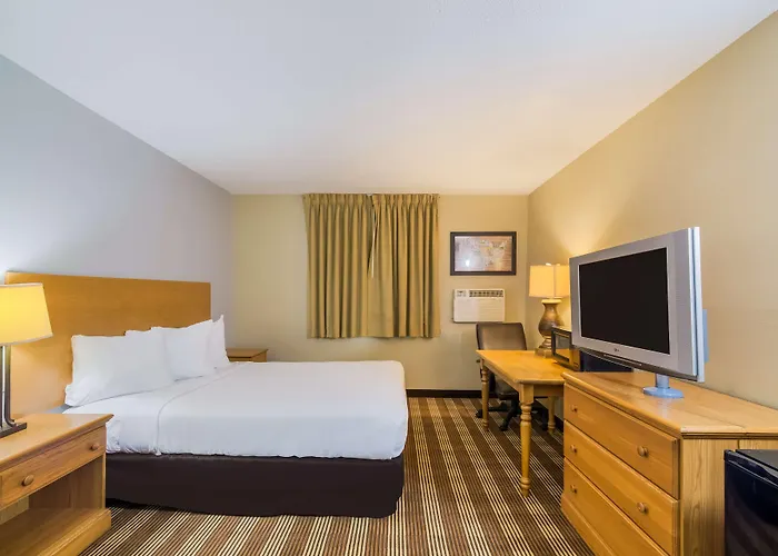 Americas Value Hotel Fargo