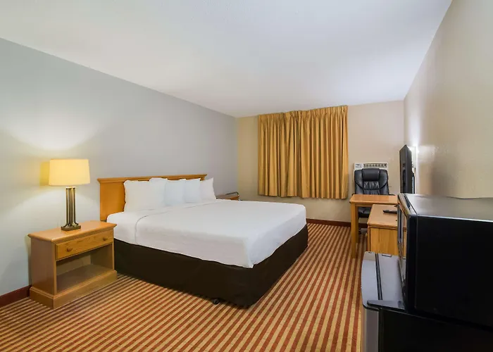 Americas Value Hotel Fargo