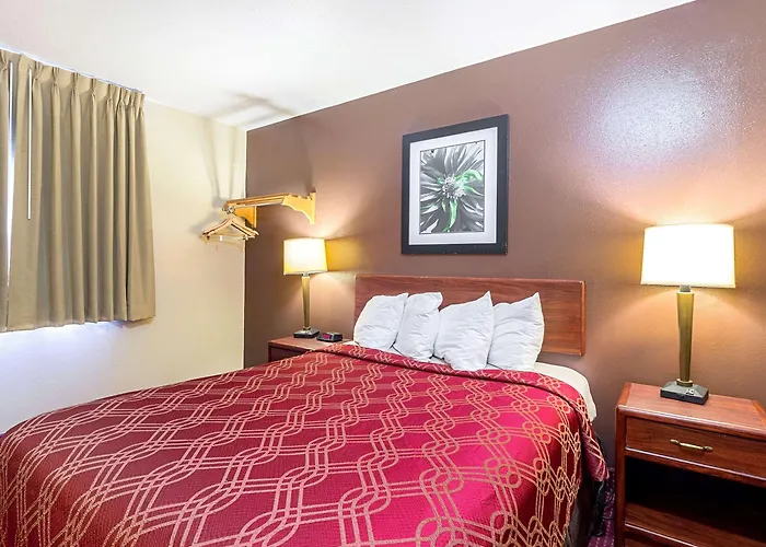 Americas Value Hotel Fargo