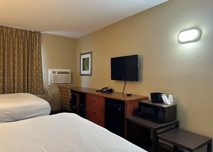 Americas Value Hotel 2*