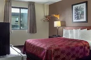 Americas Value Hotel 2*